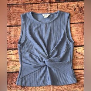 Club Monaco Sleeveless Front Twist‎ Top in Blue Size Medium
